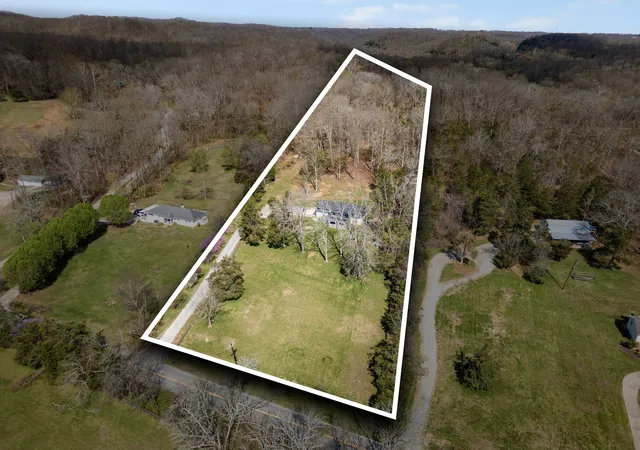 Photo 2 of Single family home for sale at 3347 Freeman Holw Rd, Goodlettsville, TN 37072 | MLS# 3333932 | Listing updated on 2026-09-14