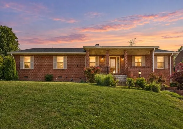 Photo 1 of Single family home for sale at 920 Kelly June Dr, Mount Juliet, TN 37122 | MLS# 3262963 | Listing updated on 2026-10-07