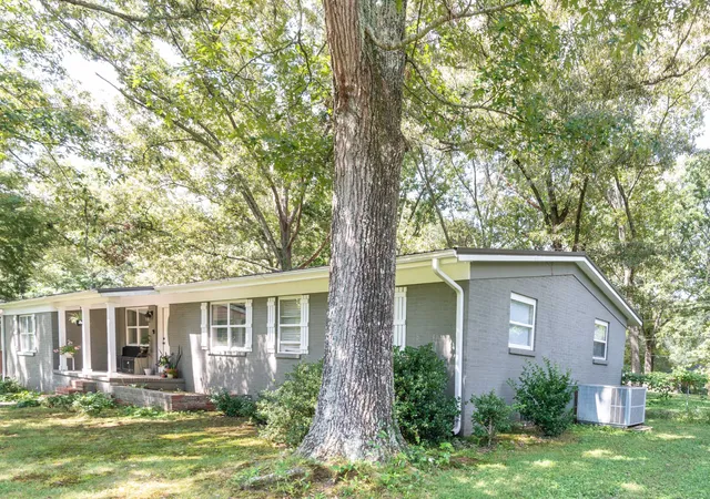 Photo 3 of Single family home for sale at 207 Old Fort St, Tullahoma, TN 37388 | MLS# 3265767 | Listing updated on 2026-09-08