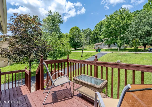 Photo 4 of Single family home for sale at 10112 Lonesome Pine Dr, Knoxville, TN 37932 | MLS# 3509918 | Listing updated on 2026-09-15