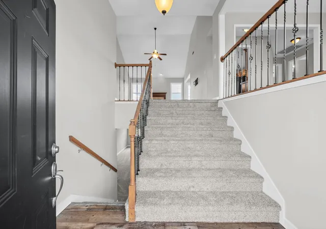 Photo 3 of Single family home for sale at 2774 Cascade Dr, Clarksville, TN 37042 | MLS# 3278174 | Listing updated on 2026-09-14