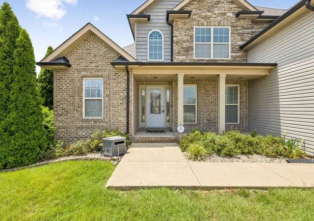 Photo 1 of Single family home for sale at 2212 Ellington Gait Dr, Clarksville, TN 37043 | MLS# 3263472 | Listing updated on 2026-09-11