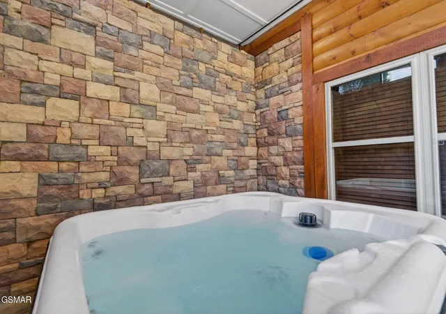 Photo 3 of Sale Pending at 3138 White Falcon Way, Pigeon Forge, TN 37863 | MLS# 3591691 | Listing updated on 2026-09-14
