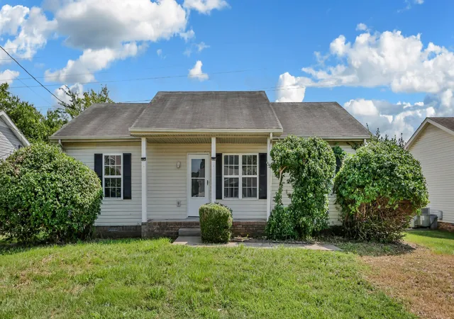 Photo 1 of Single family home for sale at 1634 Hannibal Dr, Oak Grove, KY 42262 | MLS# 3333793 | Listing updated on 2026-09-21