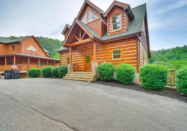 Single family home for sale at 2178 Bear Hvn Way, Sevierville, TN 37876 | MLS# 3298246