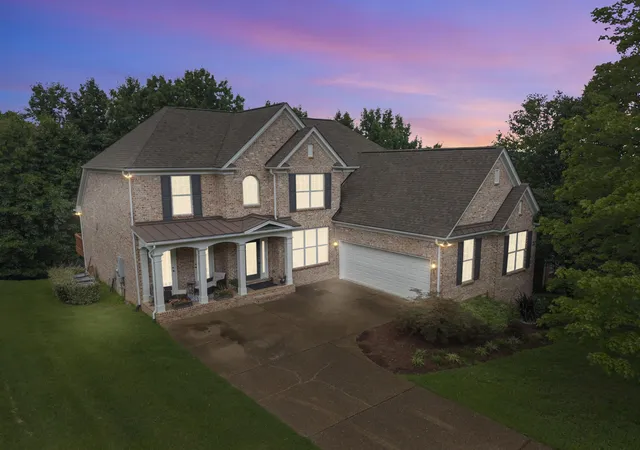 Photo 3 of Single family home for sale at 1487 Red Oak Dr, Brentwood, TN 37027 | MLS# 3288324 | Listing updated on 2026-09-15