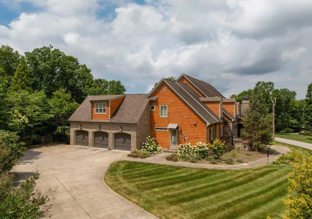Photo 3 of Mansion for sale at 2488 Bugle Call Way, Signal Mountain, TN 37377 | MLS# 3264068 | Listing updated on 2026-09-11