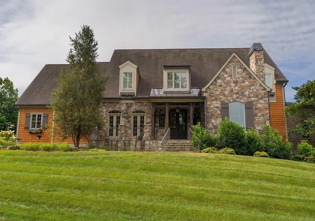 Photo 3 of Single family home for sale at 2488 Bugle Call Way, Signal Mountain, TN 37377 | MLS# 3264068 | Listing updated on 2026-09-11