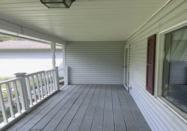 Photo 3 of Single family home for sale at 245 N Airport Cir Nw, Resaca, GA 30735 | MLS# 3264082 | Listing updated on 2026-09-11