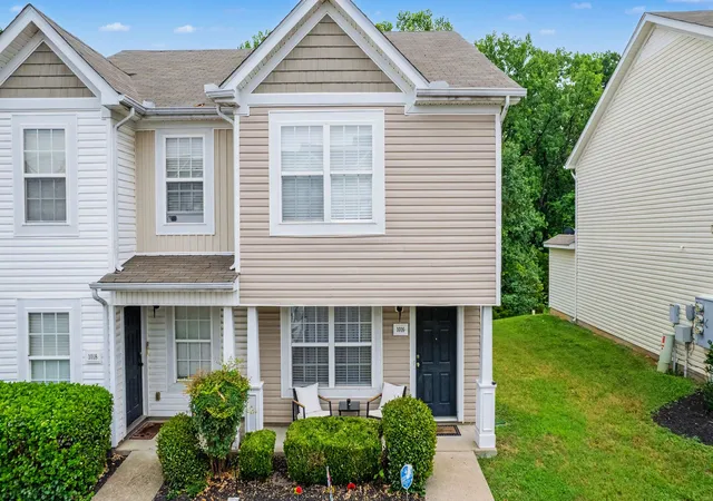 Photo 3 of Townhouse for sale at 1016 Arlene Dr #1016, La Vergne, TN 37086 | MLS# 3264298 | Listing updated on 2026-09-13