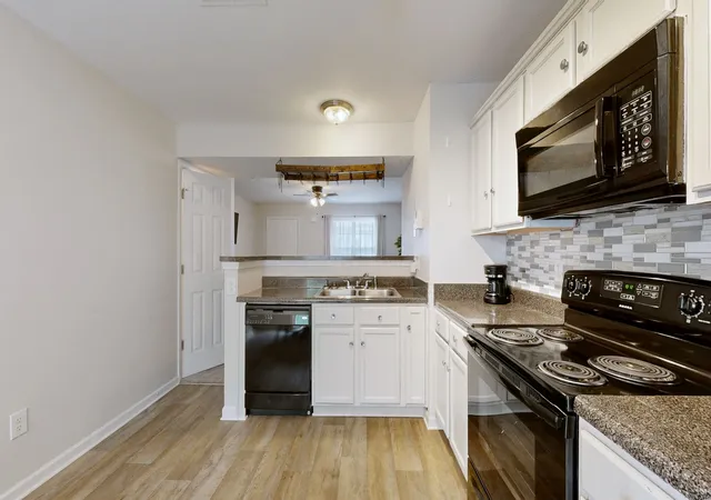 Photo 4 of Townhouse for sale at 1016 Arlene Dr #1016, La Vergne, TN 37086 | MLS# 3264298 | Listing updated on 2026-09-13