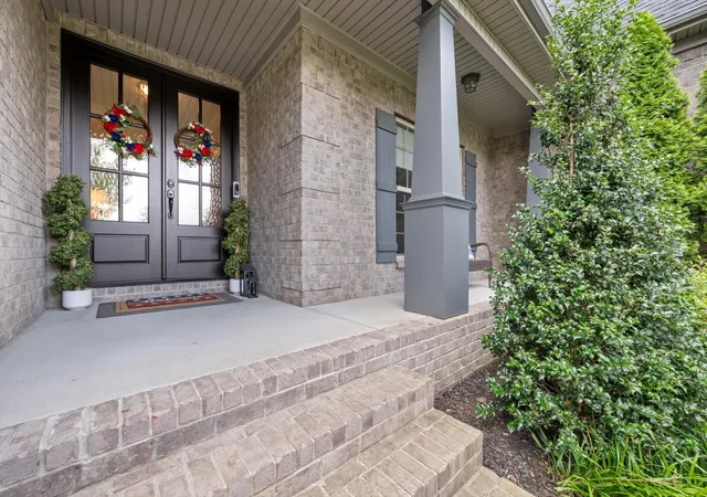Photo 3 of Single family home for sale at 730 Dallas Ct, Murfreesboro, TN 37130 | MLS# 3264270 | Listing updated on 2026-09-13