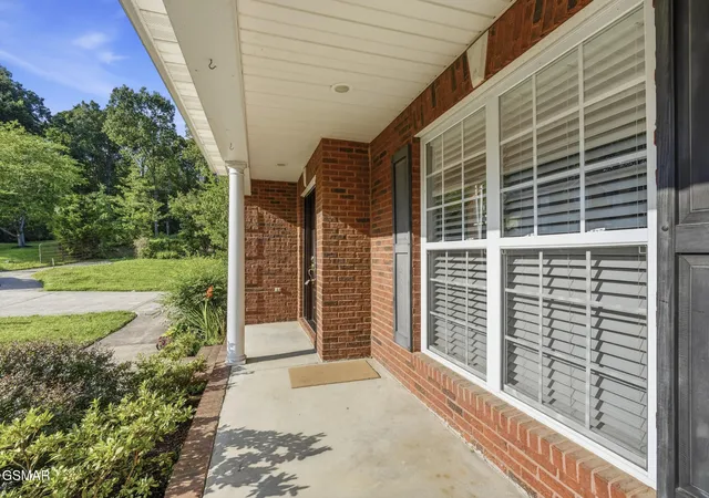 Photo 3 of Single family home for sale at 8342 Bay Garden Ln, Knoxville, TN 37938 | MLS# 3591693 | Listing updated on 2026-09-15