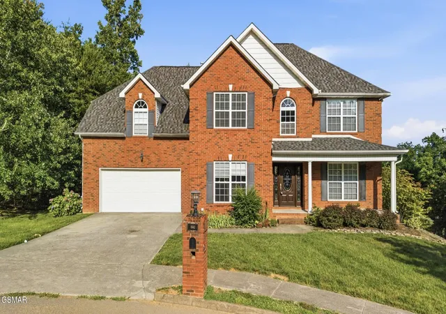 Photo 4 of Single family home for sale at 8342 Bay Garden Ln, Knoxville, TN 37938 | MLS# 3591693 | Listing updated on 2026-09-15