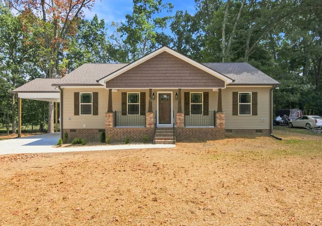 Photo 2 of Single family home for sale at 614 Wanda Ln, Tullahoma, TN 37388 | MLS# 3269433 | Listing updated on 2026-09-15