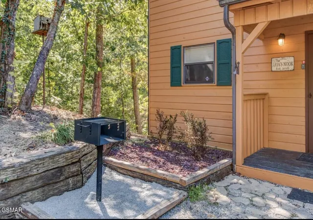 Photo 2 of Single family home for sale at 803 Sunrise Blvd, Sevierville, TN 37862 | MLS# 3288563 | Listing updated on 2026-09-11