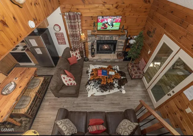 Photo 4 of Single family home for sale at 803 Sunrise Blvd, Sevierville, TN 37862 | MLS# 3288563 | Listing updated on 2026-09-11