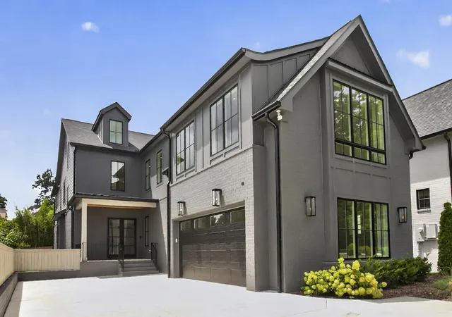 Photo 2 of Single family home for sale at 3411 Richards St, Nashville, TN 37215 | MLS# 3282420 | Listing updated on 2026-09-15