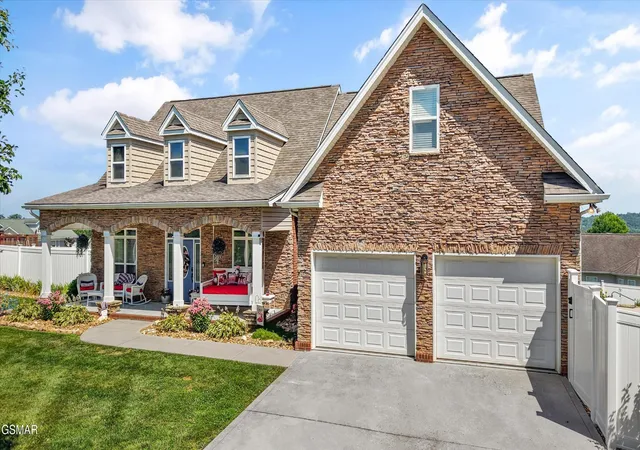Photo 3 of Single family home for sale at 1463 Benjamin Blvd, Sevierville, TN 37876 | MLS# 3591710 | Listing updated on 2026-09-29