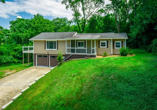 Photo 1 of Single family home for sale at 6582 Fairview Rd, Hixson, TN 37343 | MLS# 3270460 | Listing updated on 2026-09-14