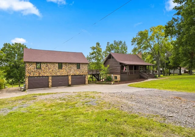 Photo 2 of Single family home for sale at 274 Hollandale Rd, La Vergne, TN 37086 | MLS# 3542486 | Listing updated on 2026-09-10