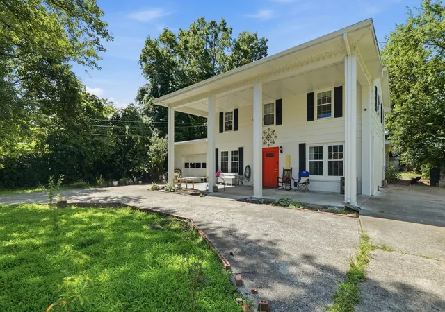 Photo 2 of Single family home for sale at 105 Aloha Ct, Hermitage, TN 37076 | MLS# 3318942 | Listing updated on 2026-10-03
