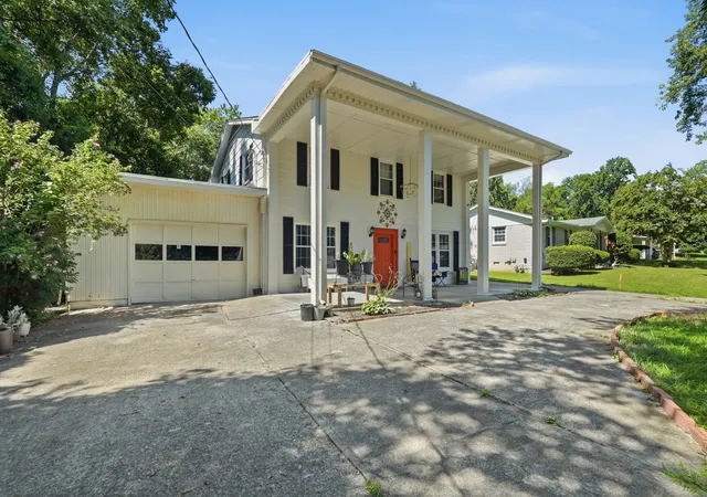Photo 3 of Single family home for sale at 105 Aloha Ct, Hermitage, TN 37076 | MLS# 3318942 | Listing updated on 2026-10-03