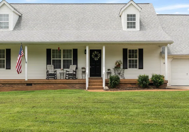Photo 4 of Single family home for sale at 3941 Honeysuckle Way, Chapel Hill, TN 37034 | MLS# 3306445 | Listing updated on 2026-10-12