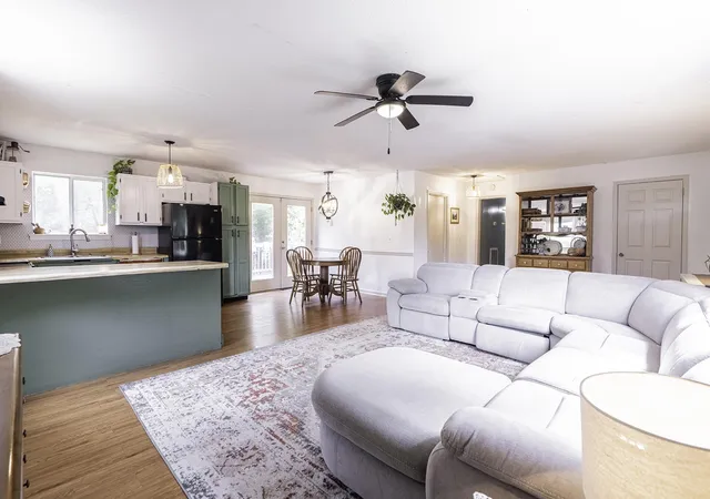 Photo 3 of Single family home for sale at 6407 Vulcan Ln, Chattanooga, TN 37416 | MLS# 3276656 | Listing updated on 2026-10-09
