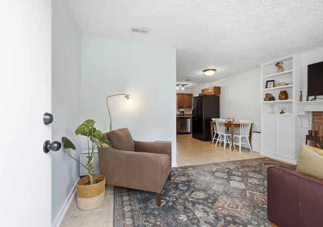 Photo 4 of Single family home for sale at 2708 Hartford Dr, Nashville, TN 37210 | MLS# 3279241 | Listing updated on 2026-09-13