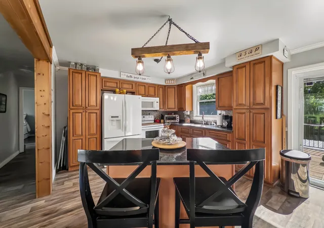 Single family home for sale at 127 Lynhurst Cir, Hendersonville, TN 37075 | MLS# 3279257