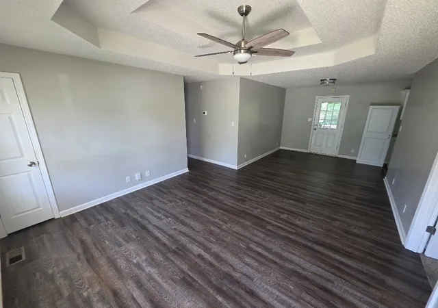 Photo 2 of Sale Pending at 105 Monarch Ln, Clarksville, TN 37042 | MLS# 3278553 | Listing updated on 2026-09-12