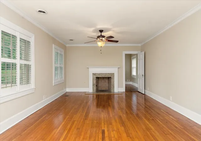 Photo 4 of Single family home for sale at 2011 Cedar Ln, Nashville, TN 37212 | MLS# 3285765 | Listing updated on 2026-09-15