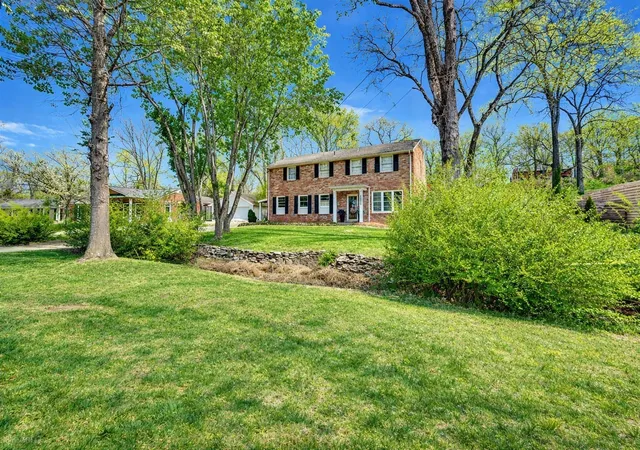 Photo 2 of Single family home for sale at 4824 Briarwood Dr, Nashville, TN 37211 | MLS# 3285608 | Listing updated on 2026-09-15