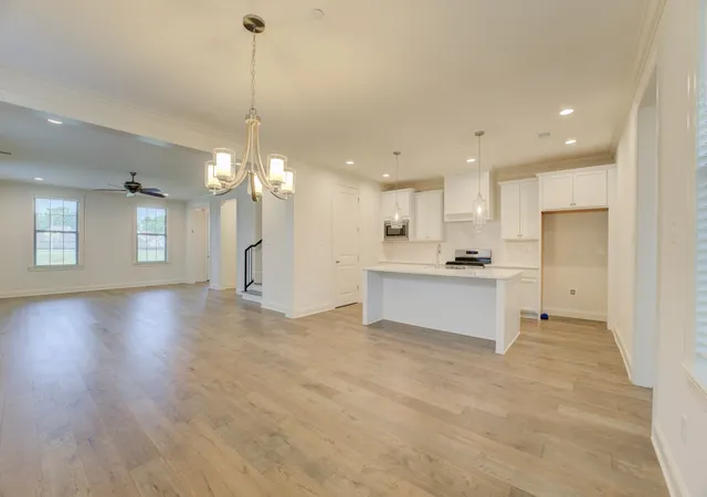 Photo 2 of Townhouse for sale at 909 Ufton Aly, Collierville, TN 38017 | MLS# 3545253 | Listing updated on 2026-09-22