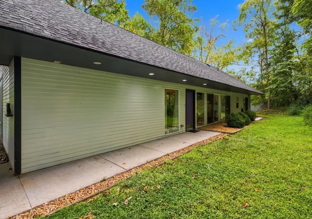 Photo 3 of Single family home for sale at 119 Wonder Valley Rd, Hendersonville, TN 37075 | MLS# 3314447 | Listing updated on 2026-09-12