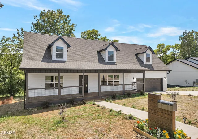 Photo 2 of Single family home for sale at 1283 Lorie Ellen Ct #21, Sevierville, TN 37876 | MLS# 3280872 | Listing updated on 2026-09-21
