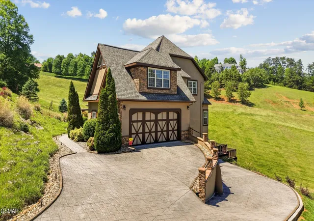 Photo 4 of Single family home for sale at 3419 Bentwood Dr, Kodak, TN 37764 | MLS# 3591717 | Listing updated on 2026-09-14