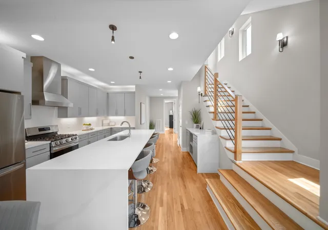Photo 3 of Townhouse for sale at 1046 Scovel St, Nashville, TN 37208 | MLS# 3528540 | Listing updated on 2026-09-11