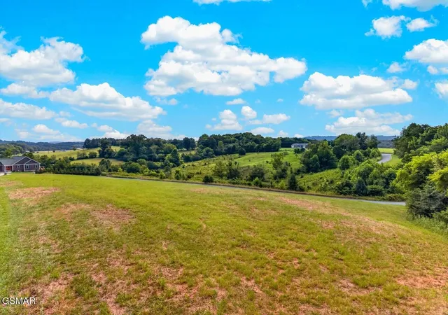 Photo 3 of Land for sale at 18 Woodland Crk Rd, Dandridge, TN 37725 | MLS# 3508277 | Listing updated on 2026-09-11