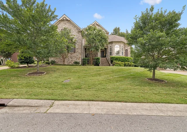Photo 3 of Single family home for sale at 7167 Tullamore Ln, Franklin, TN 37067 | MLS# 3525652 | Listing updated on 2026-09-13