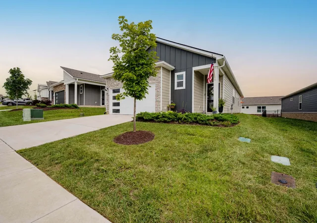 Photo 3 of Single family home for sale at 1041 Royal Gorge Pvt Ct, Gallatin, TN 37066 | MLS# 3308988 | Listing updated on 2026-09-15