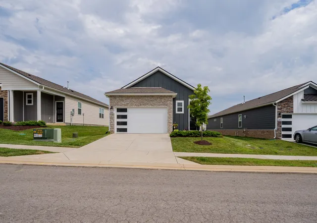 Photo 4 of Single family home for sale at 1041 Royal Gorge Pvt Ct, Gallatin, TN 37066 | MLS# 3308988 | Listing updated on 2026-09-15