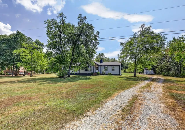 Photo 3 of Single family home for sale at 3194 Johnson Ln, Christiana, TN 37037 | MLS# 3285566 | Listing updated on 2026-09-14