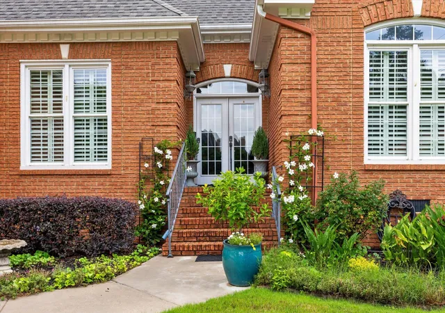Photo 4 of Single family home for sale at 8215 Paces Fry Xing, Chattanooga, TN 37421 | MLS# 3283731 | Listing updated on 2026-09-11
