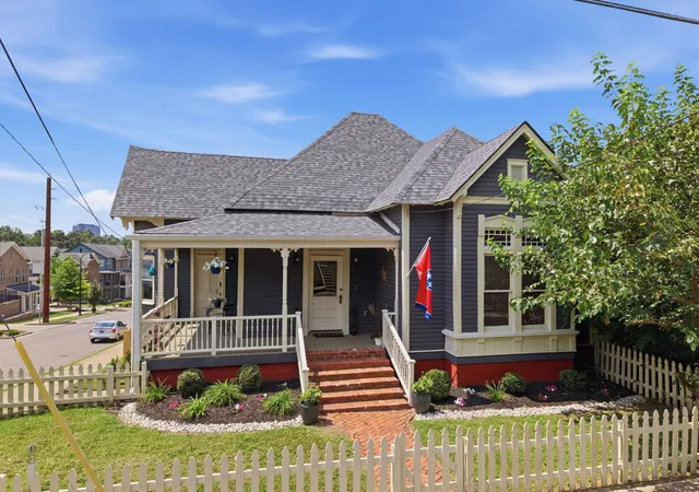 Photo 1 of Single family home for sale at 512 South 9th St, Nashville, TN 37206 | MLS# 3283826 | Listing updated on 2026-09-15