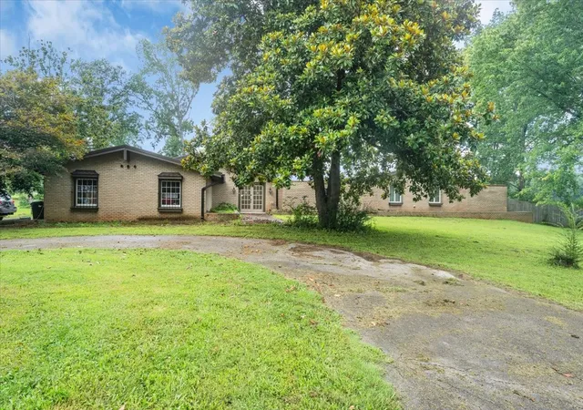 Photo 3 of Single family home for sale at 6126 Manchester Hwy, Morrison, TN 37357 | MLS# 3287918 | Listing updated on 2026-09-12