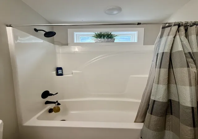 Photo 3 of Single family home for sale at 216 Nichols Dr, Woodbury, TN 37190 | MLS# 3285640 | Listing updated on 2026-10-29