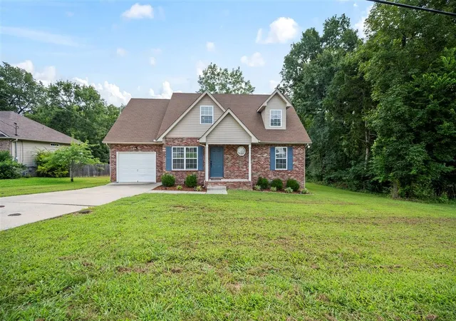 Photo 4 of Single family home for sale at 398 Anthony Branch Dr, Mount Juliet, TN 37122 | MLS# 3318501 | Listing updated on 2026-09-23