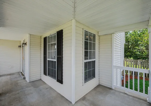 Photo 3 of Single family home for sale at 104 Deer Ridge Ln, Hendersonville, TN 37075 | MLS# 3288221 | Listing updated on 2026-10-05